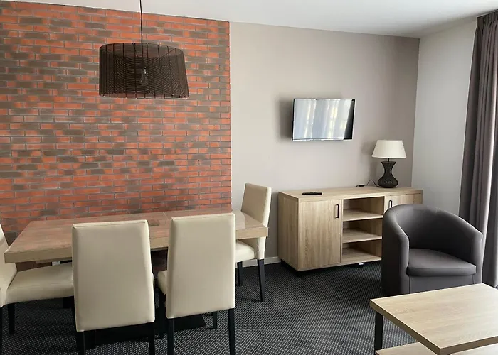 Gourette 6 Pers, Piscine, Animaux Admis - Fr-1-860-35 *